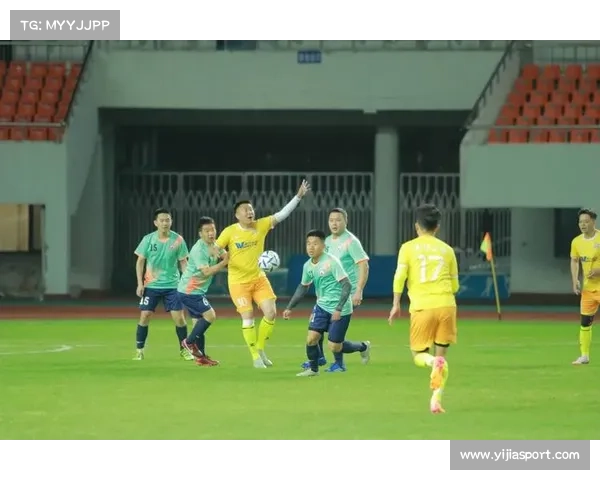 三级联赛颁奖礼的象征意义:中国足球职业化新起点 三级联赛颁奖礼的象征意义:中国足球职业化新起点